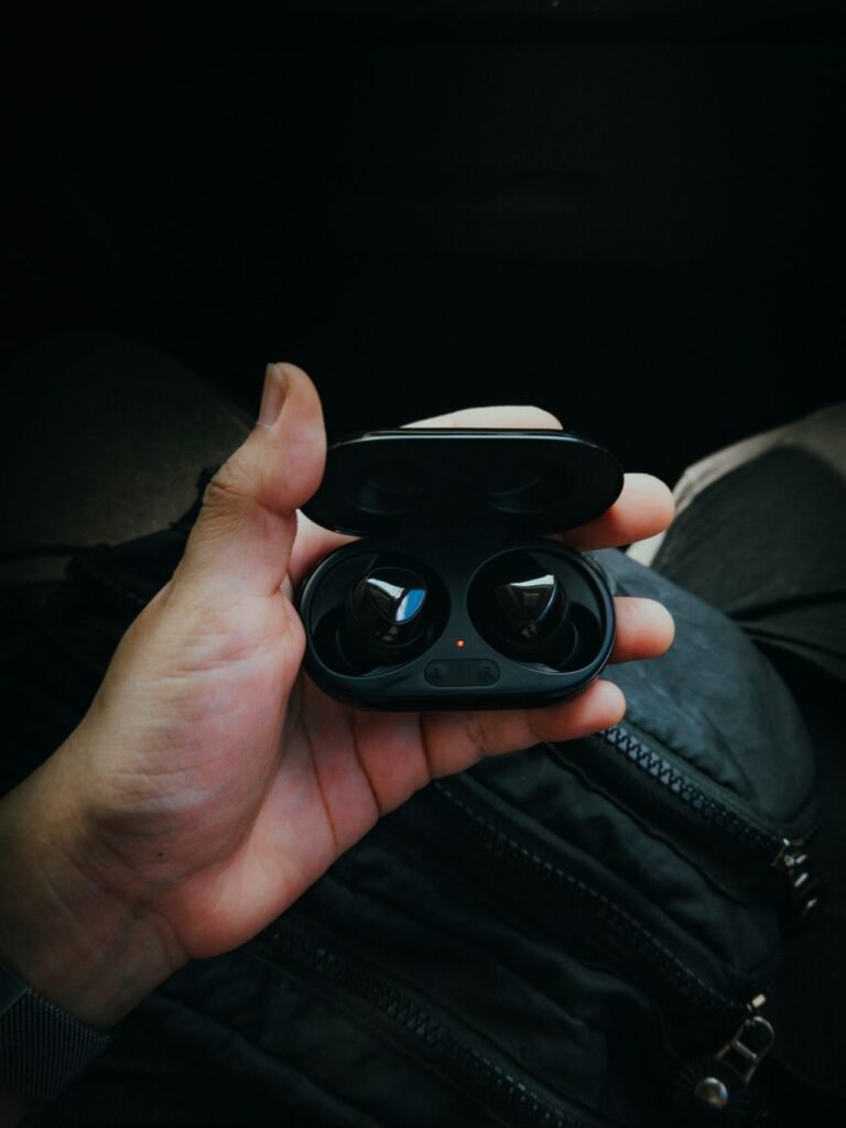 earbuds